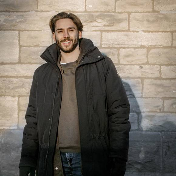 Meet your Posher, Chad - Picture 1 of 1